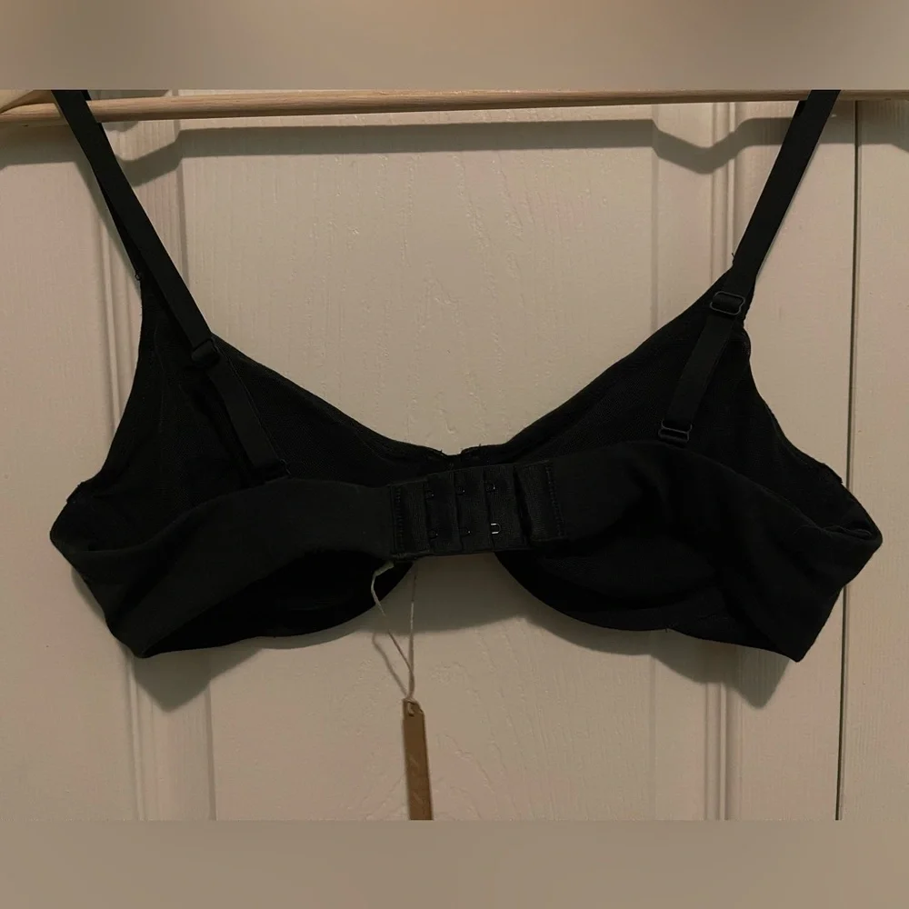 Skims Cotton Jersey Underwire Bra - Picture 2 of 6